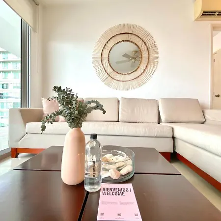 Unique 2br With Pool In Sunny Apartamento