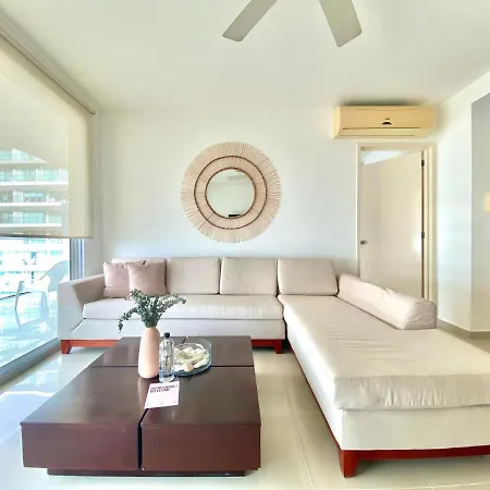 Unique 2br With Pool In Sunny